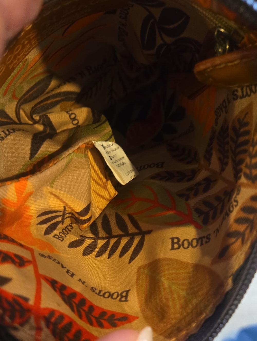 Boots 'N Bags Genuine Leather Crossbody Bag - Picture 9 of 10